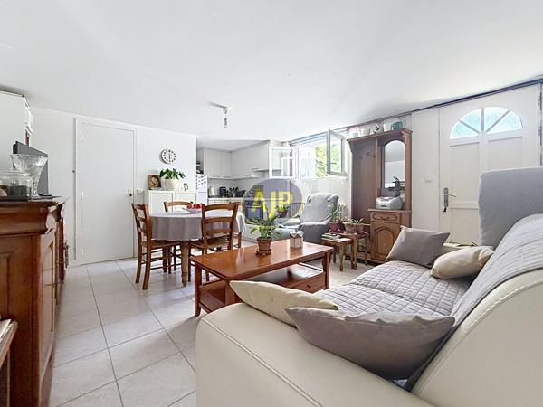 Maison à vendre Saint Jean De Monts - 5 pièces, 109m² avec 3 chambre(s) à 274 820€ - AJP Immobilier Saint-Jean-de-Monts