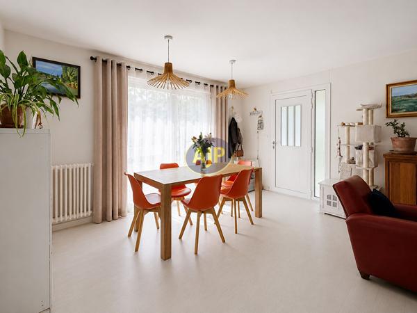 Maison à vendre Saint Jean De Monts - 5 pièces, 109m² avec 3 chambre(s) à 274 820€ - AJP Immobilier Saint-Jean-de-Monts
