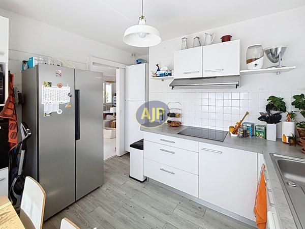 Maison à vendre Saint Jean De Monts - 5 pièces, 109m² avec 3 chambre(s) à 274 820€ - AJP Immobilier Saint-Jean-de-Monts