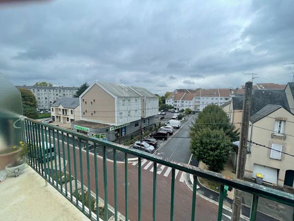Appartement Fleury Les Aubrais 4 pièce(s) 86 m2