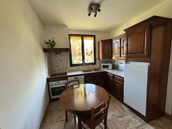 Maison Saint Ouen L Aumone 7 pièce(s) 170.25 m2 472 500 € ** - Référence 11195