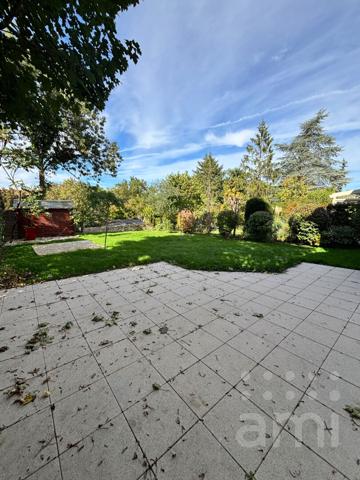 Maison Niort 5 pièce(s) 140.84 m2