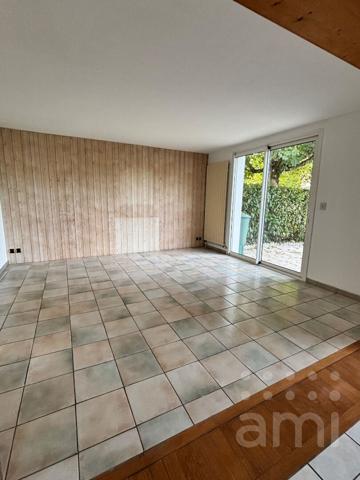 Maison Niort 5 pièce(s) 140.84 m2