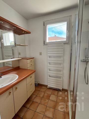 Maison Niort 5 pièce(s) 140.84 m2