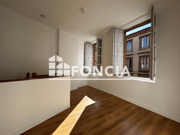 Location Appartement 2 pièces 57 m² - 18 RUE MARIES Albi 81000