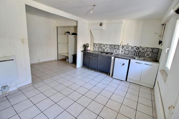 Immeuble Toulon 5 appartements + murs commerciaux ! 275m²