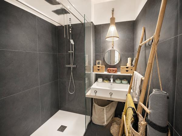 Appartement - T2 - Parking + Balcon + Ascenseur - La Rochelle secteur Bastion St Nicolas 299 000 € **  - Référence  JH730D4