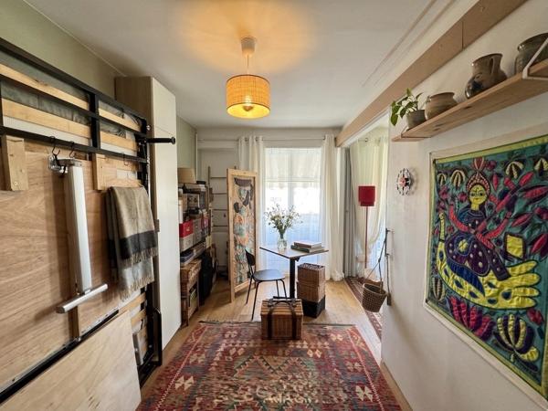 Appartement - T2 - Parking + Balcon + Ascenseur - La Rochelle secteur Bastion St Nicolas 299 000 € **  - Référence  JH730D4