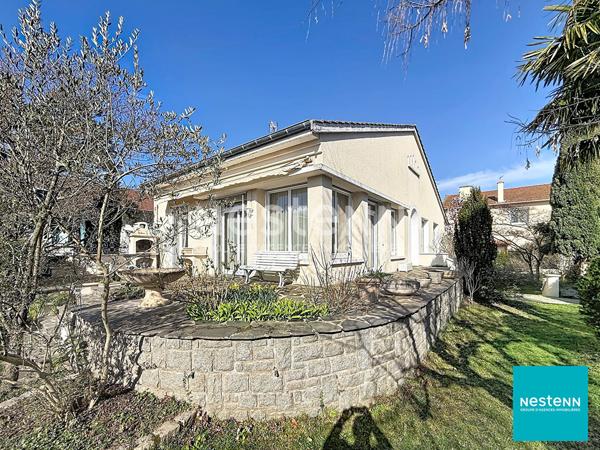 FEURS ? Maison familiale de 174 m² avec sous-sol complet, à deux pas du centre-ville