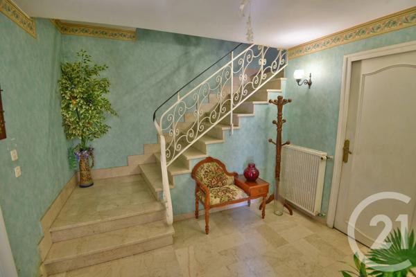 Maison à vendre  6 pièces - 155,20 m 2   ROMANS SUR ISERE  - 26