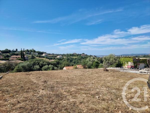 Terrain à vendre  3000 m2 ST LAURENT DU VAR - 06