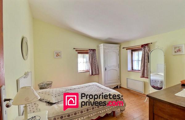 Uzès, proche , petit Mas  sur 5000 m2 de terrain