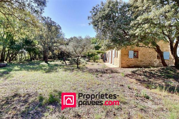 Uzès, proche , petit Mas  sur 5000 m2 de terrain