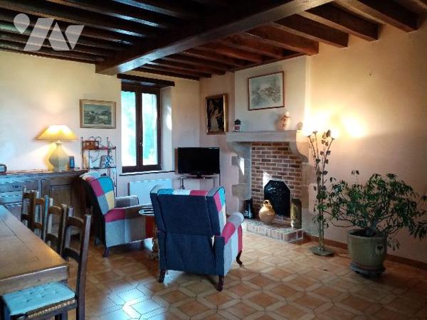 TRES BELLE PROPRIETE AVEC PARC ARBORE CLOS