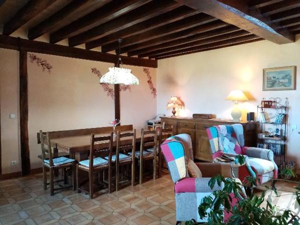 TRES BELLE PROPRIETE AVEC PARC ARBORE CLOS