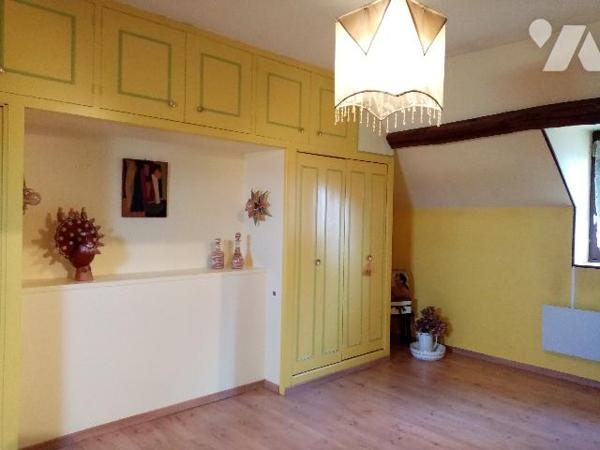 TRES BELLE PROPRIETE AVEC PARC ARBORE CLOS