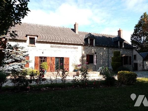 TRES BELLE PROPRIETE AVEC PARC ARBORE CLOS