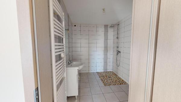 Appartement 4 pièces à louer à FLETRANGE (57690).