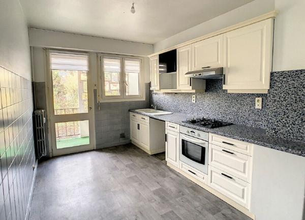 Appartement à louer    3 pièces •  Brive-la-Gaillarde