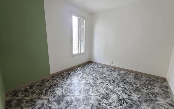 Appartement à vendre    2 pièces • 35 m2 La Courneuve