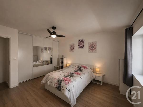 Maison à vendre  3 pièces - 75 m 2   ENTRELACS  - 73