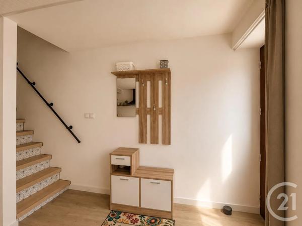 Maison à vendre  3 pièces - 75 m 2   ENTRELACS  - 73