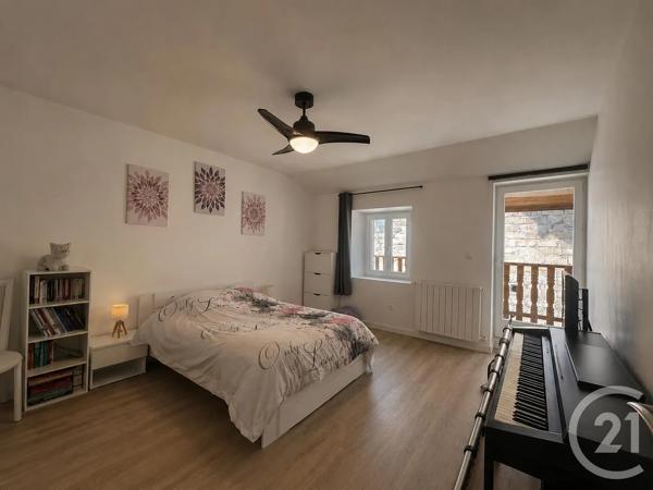 Maison à vendre  3 pièces - 75 m 2   ENTRELACS  - 73