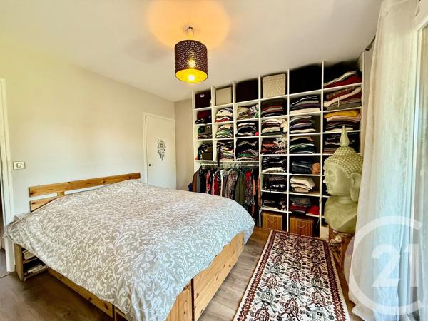 Appartement F4 à vendre  4 pièces - 82,96 m 2   RUMILLY  - 74