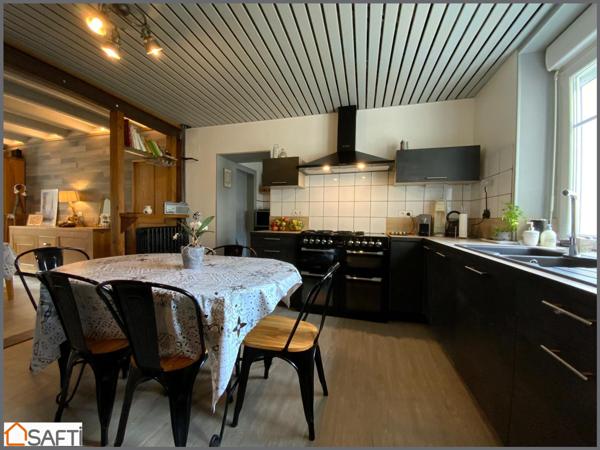 MAISON DE CHARME de 280 m2 , GRANDE MAISON POUR FAMILLE OU PROJET MAISON D'HÔTES , EMPLACEMENT IDEAL, ENVIRONNEMENT DE QUALITE