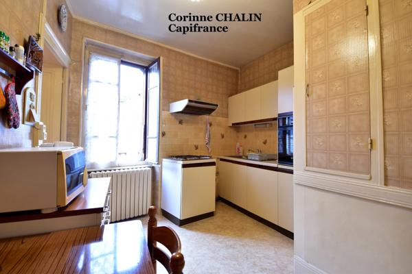 Maison à vendre 7 pièces LE DONJON (03)