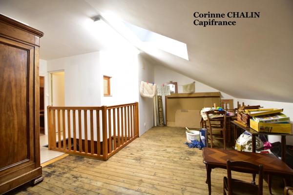 Maison à vendre 7 pièces LE DONJON (03)