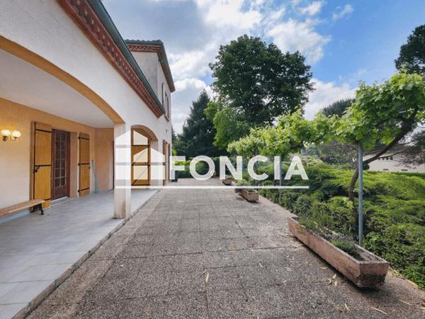 À vendre Maison 9 pièces 200 m² - Carmaux 81400