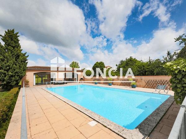 À vendre Maison 9 pièces 200 m² - Carmaux 81400