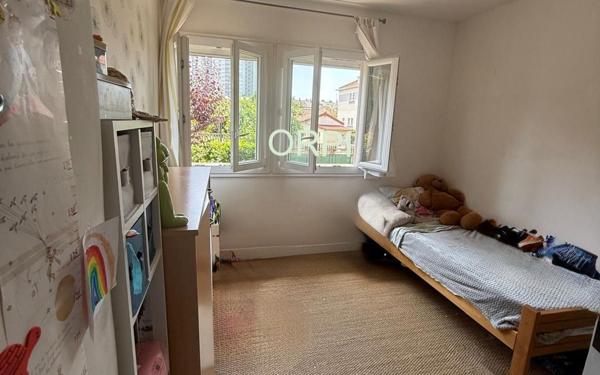 Maison à vendre    4 pièces • 70,73 m2 Vitry-sur-Seine