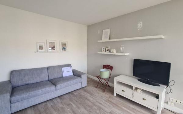 Appartement à louer    3 pièces • 73,32 m2 Bordeaux