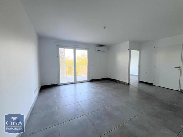 Appartement à louer 2 pièces 46.5m² Monteux (84170)