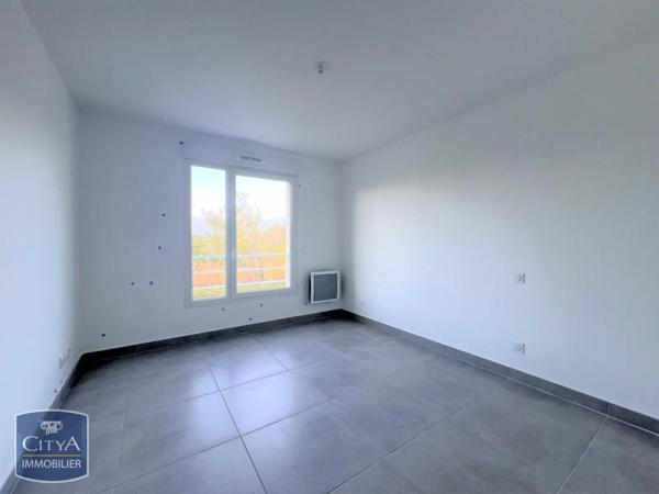 Appartement à louer 2 pièces 46.5m² Monteux (84170)