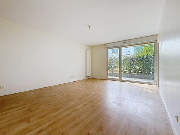 Appartement F4 de 88.50 m2 Rive Gauche de Rouen avec 2 parkings - ROUEN