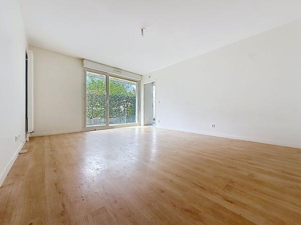 Appartement F4 de 88.50 m2 Rive Gauche de Rouen avec 2 parkings - ROUEN