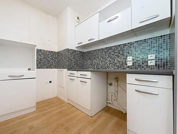 Appartement F4 de 88.50 m2 Rive Gauche de Rouen avec 2 parkings - ROUEN