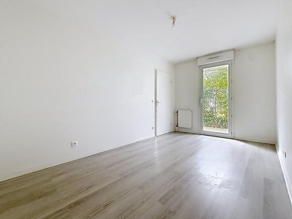 Appartement F4 de 88.50 m2 Rive Gauche de Rouen avec 2 parkings - ROUEN