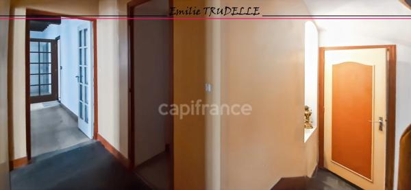 Maison à vendre 8 pièces SAINT CALAIS (72) Ensemble immobilier à fort potentiel : local commercial + appartement en duplex avec patio