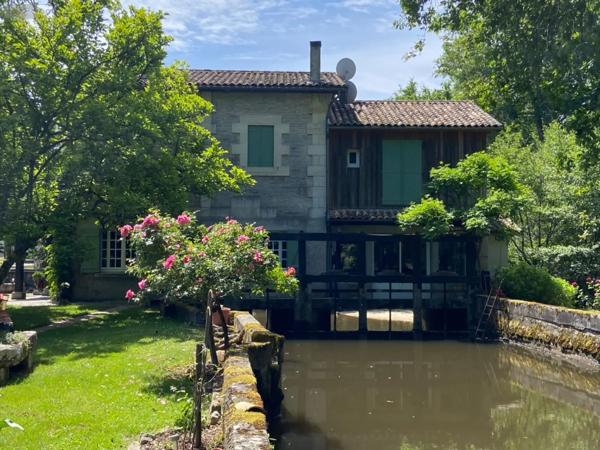 Achat - Maison Libourne 33500 7 pièces 197 m 2 9400 m 2