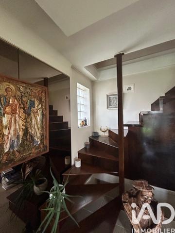 Maison à vendre 5 pièces 137 m² Saint-Julien-les-Villas