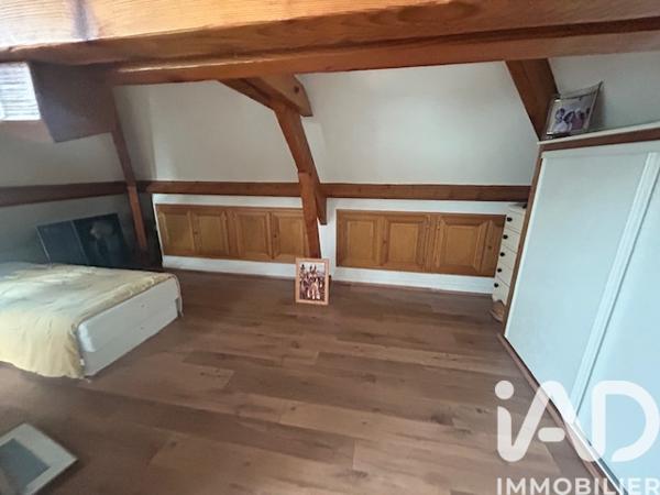 Maison à vendre 5 pièces 137 m² Saint-Julien-les-Villas