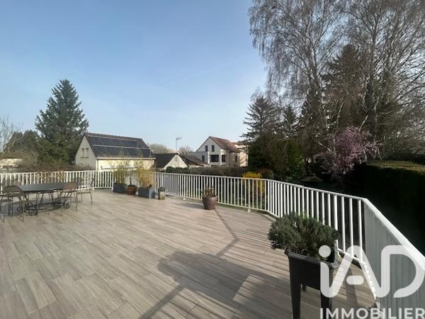 Maison à vendre 5 pièces 137 m² Saint-Julien-les-Villas