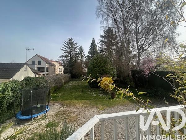 Maison à vendre 5 pièces 137 m² Saint-Julien-les-Villas