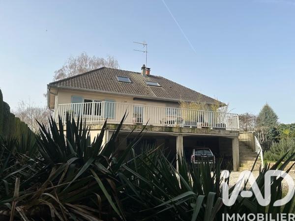 Maison à vendre 5 pièces 137 m² Saint-Julien-les-Villas