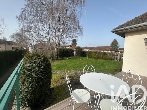 Maison à vendre 5 pièces 137 m² Saint-Julien-les-Villas