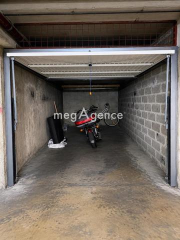 Parking à TOULON, 83000 - 14m²